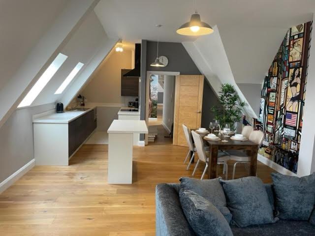 Two Bedroom Duplex Apartment The Priory St Ives  Exteriör bild